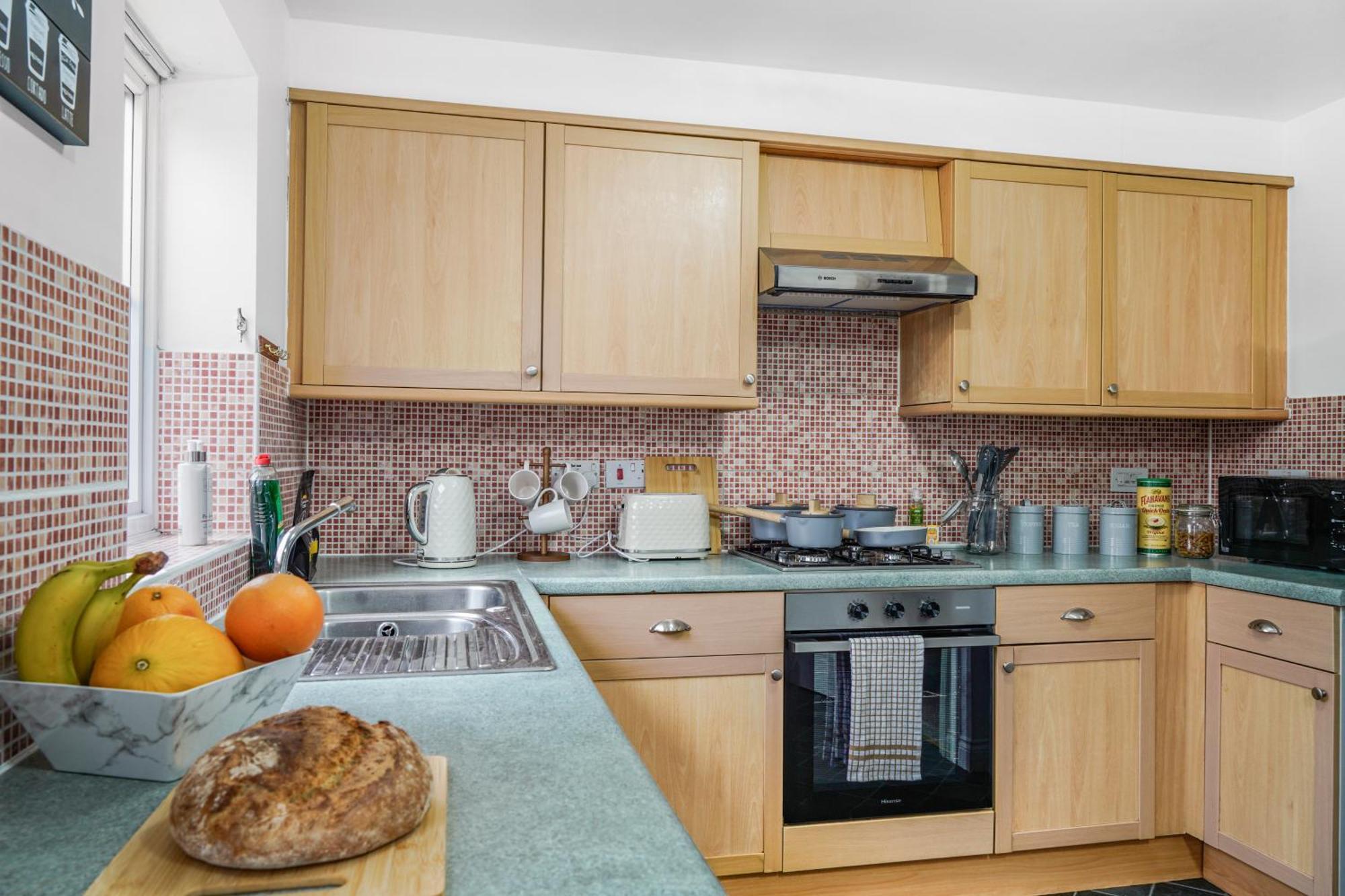 Station & Shops 3Min Walk I Heathrow 15 Mins I X2 Ensuites I Parking X2 Langley Marish Екстер'єр фото